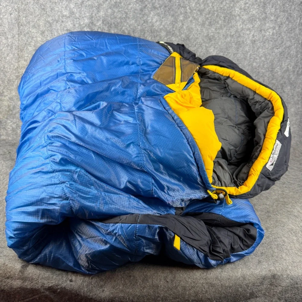 The North Face Cat's Meow Sleeping Bag 20F -7C Blue Polarguard Insulation Long